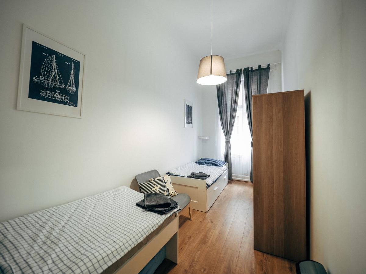 111 Hostel Budapest Exteriör bild